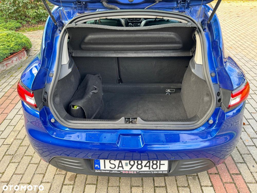 Renault Clio - 10