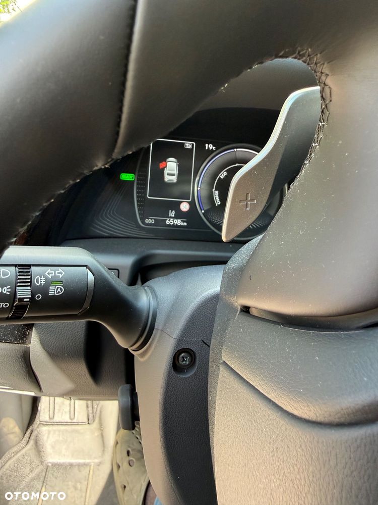 Lexus ES 300h Business Edition - 19