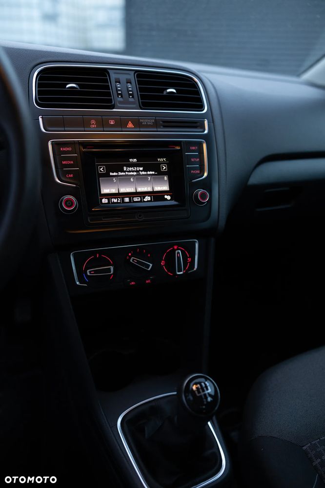 Volkswagen Polo - 27