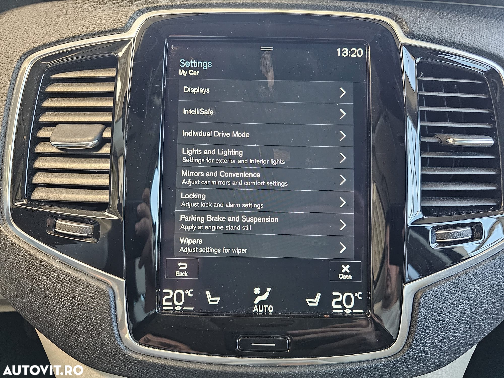 Volvo XC 90 T8 AWD Recharge Geartronic Inscription Expression - 29