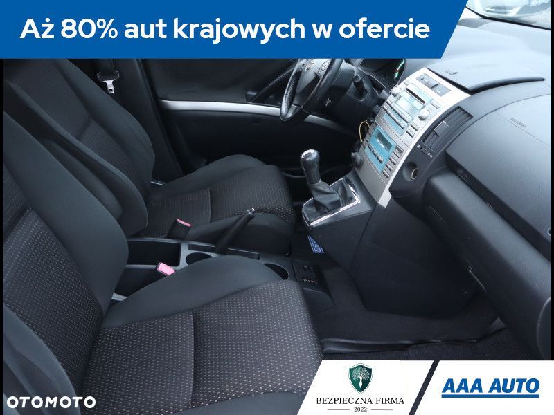 Toyota Corolla Verso - 10