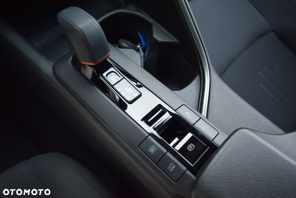 Toyota C-HR - 15
