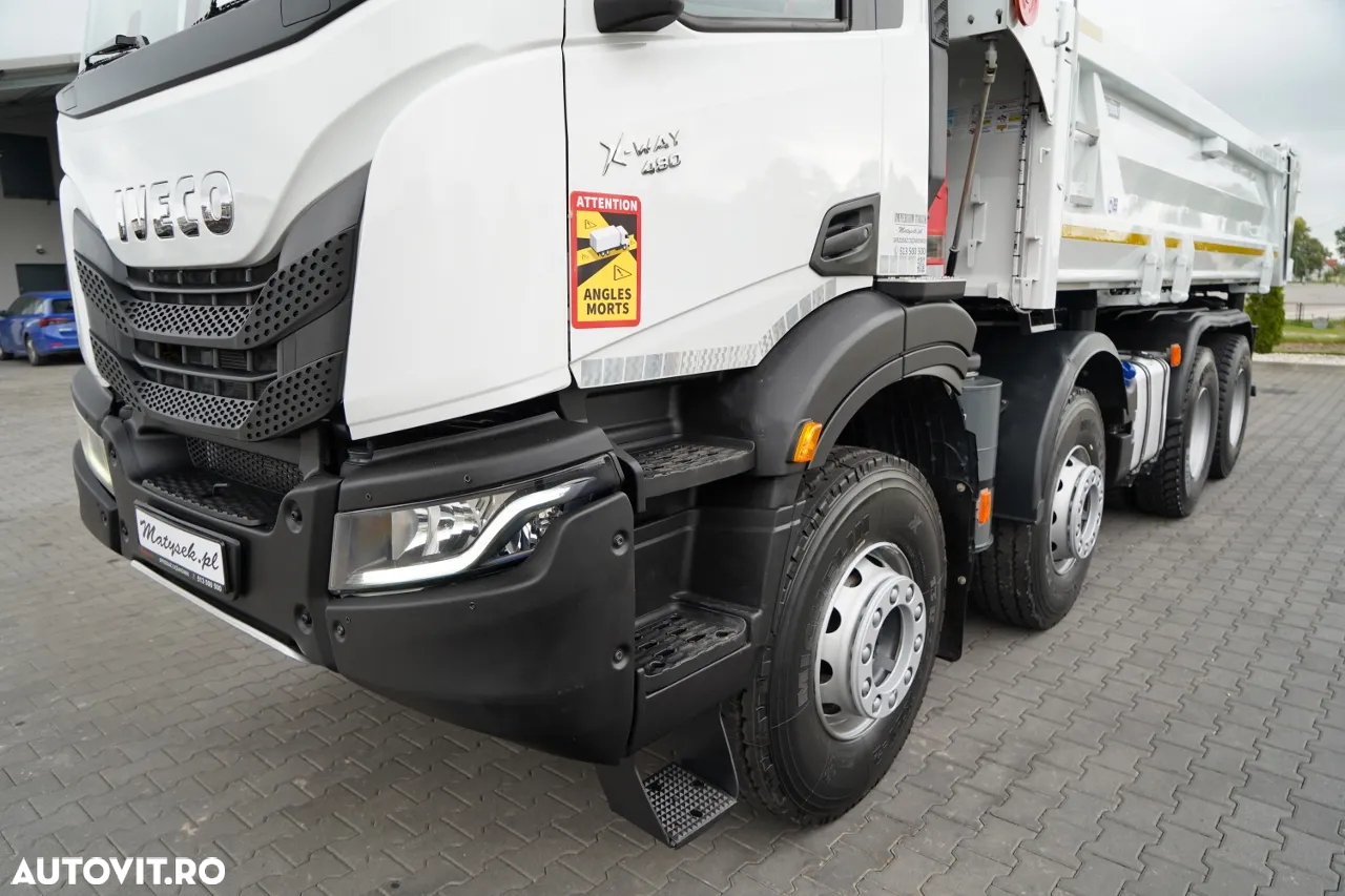 Iveco X-WAY 480 / 8X4 / BASCULATOR DUBLU / HIDRAULIC LATERAL / CLAPETĂ HIDRAULICĂ / AUTOMAT / IMPORTAT - 17