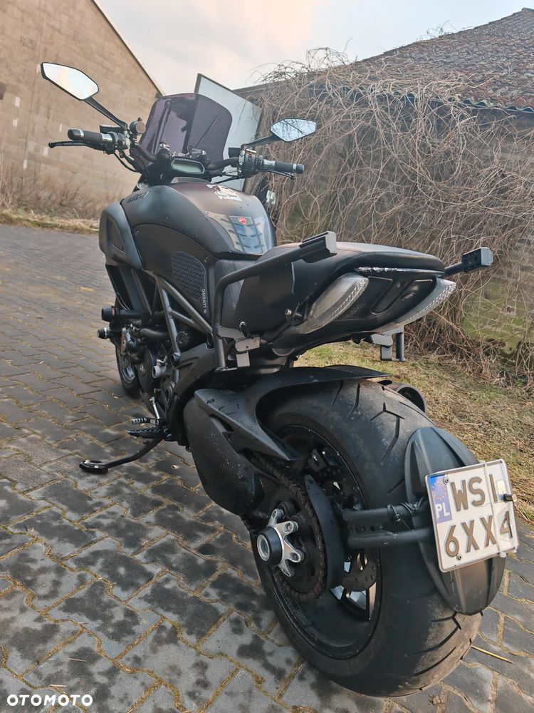 Ducati Diavel - 16