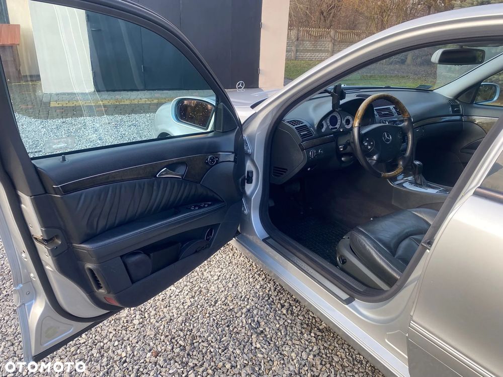 Mercedes-Benz Klasa E 500 T Avantgarde - 7