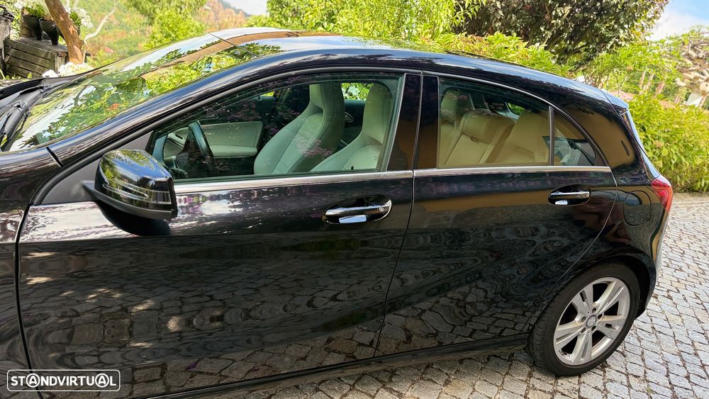Mercedes-Benz A 180 d Urban - 10