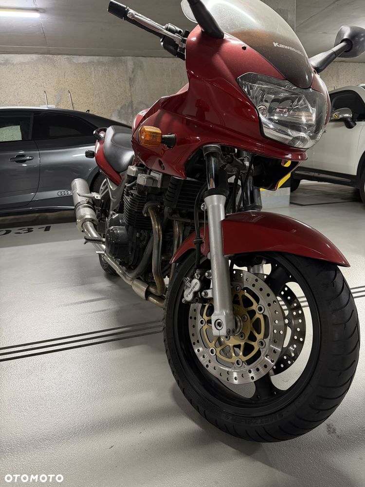 Kawasaki ZR - 9