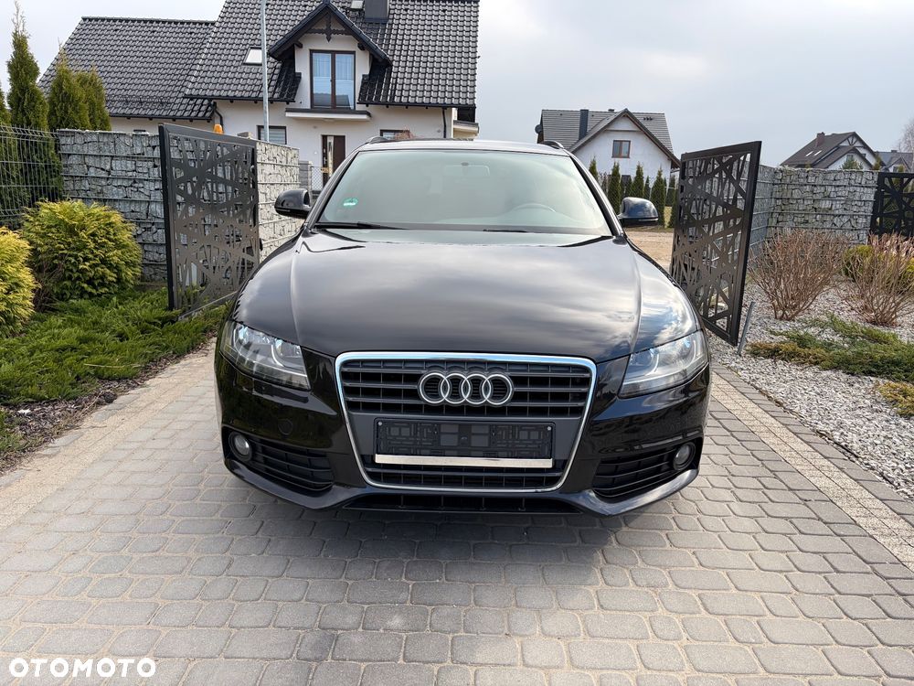 Audi A4 Avant 2.0 TDI DPF S line Sportpaket - 2