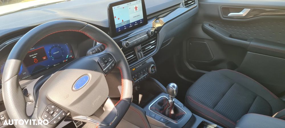 Ford Kuga 1.5 EcoBoost FWD ST Line - 3