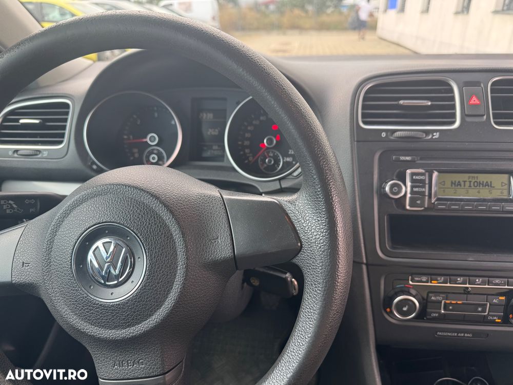 Volkswagen Golf 1.6 TDI DPF Trendline - 7