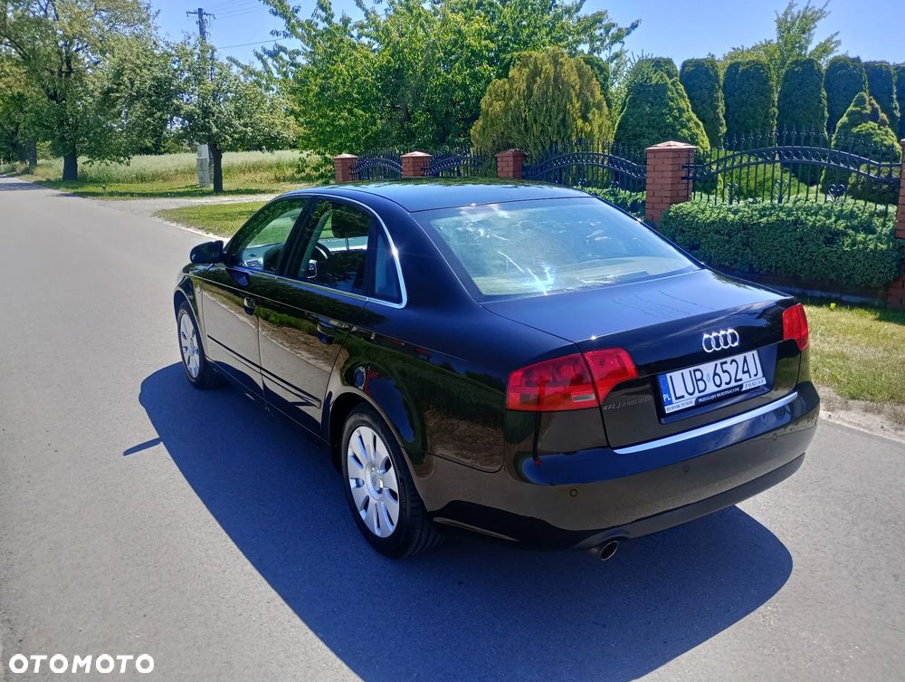 Audi A4 Limousine 2 - 11