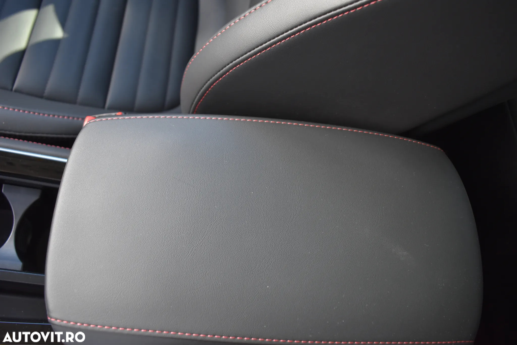 MG EHS 1.5 T-GDi AT PHEV Exclusive - 30