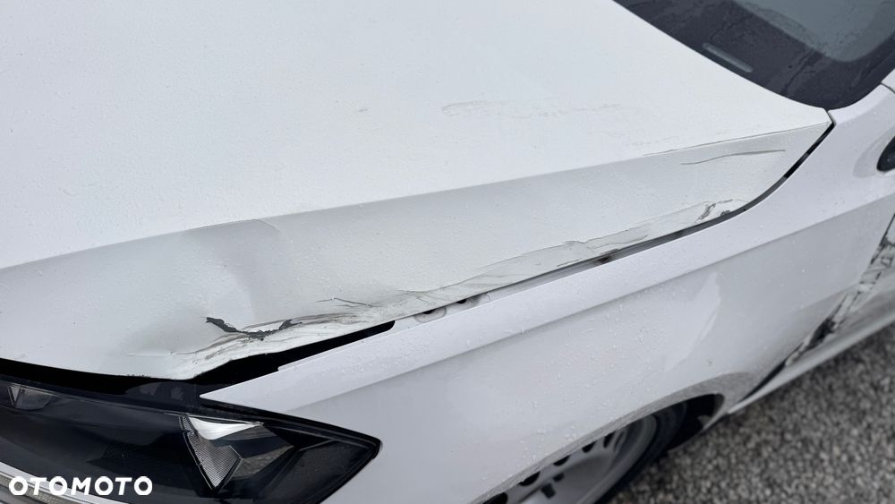 Volkswagen Golf - 33