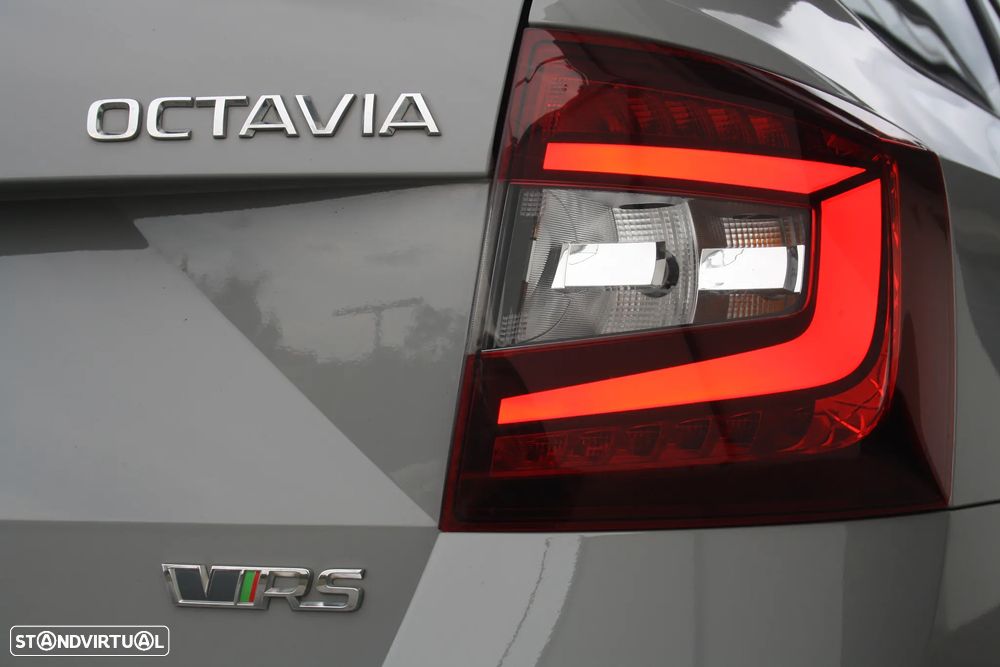 Skoda Octavia Break 2.0 TDI DSG RS - 30