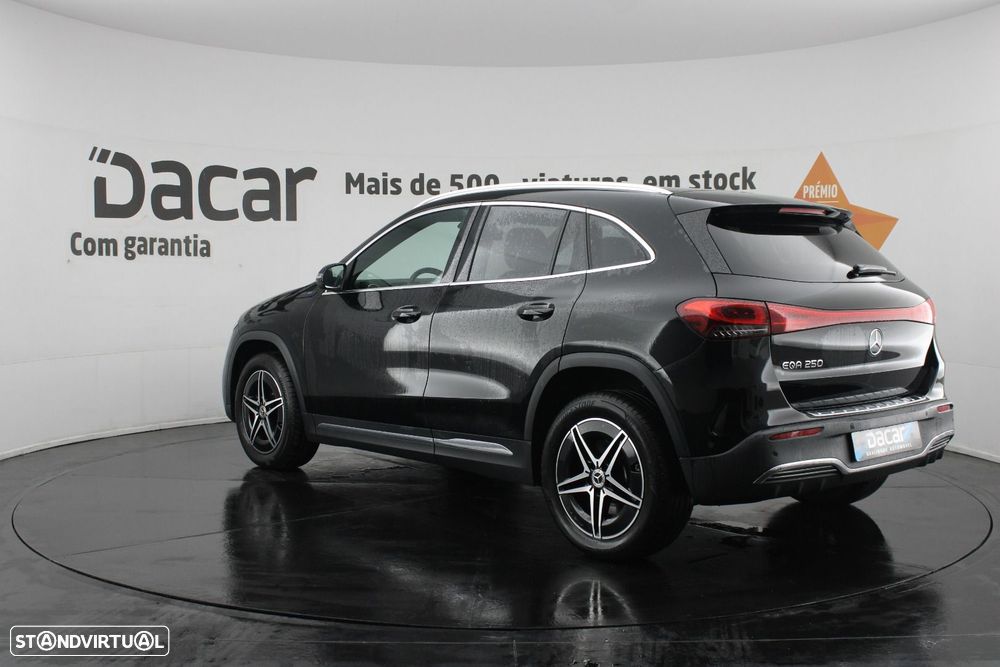 Mercedes-Benz EQA 250 AMG Line — fotografia 5