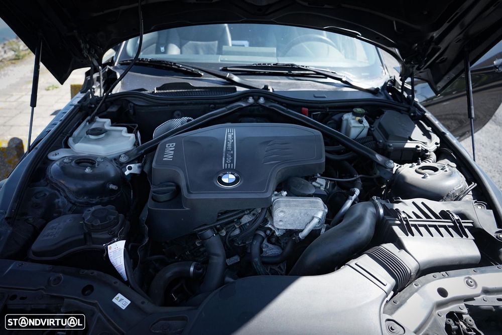 BMW Z4 sDrive20i - 34