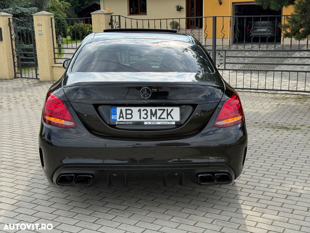 Mercedes-Benz C 43 AMG - 4