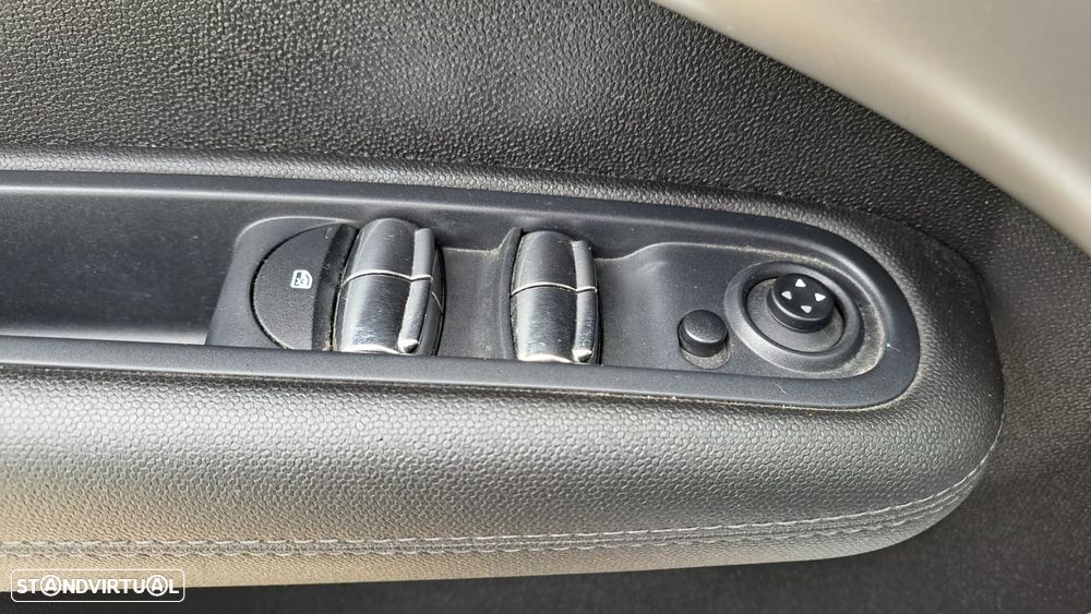 MINI Countryman One - 40