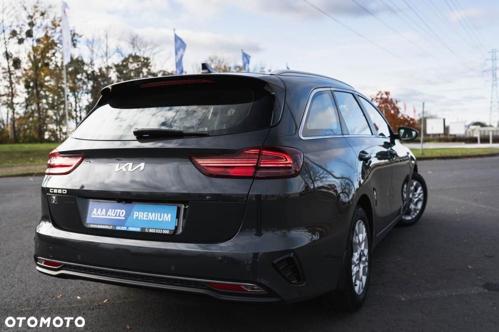 Kia Ceed - 14