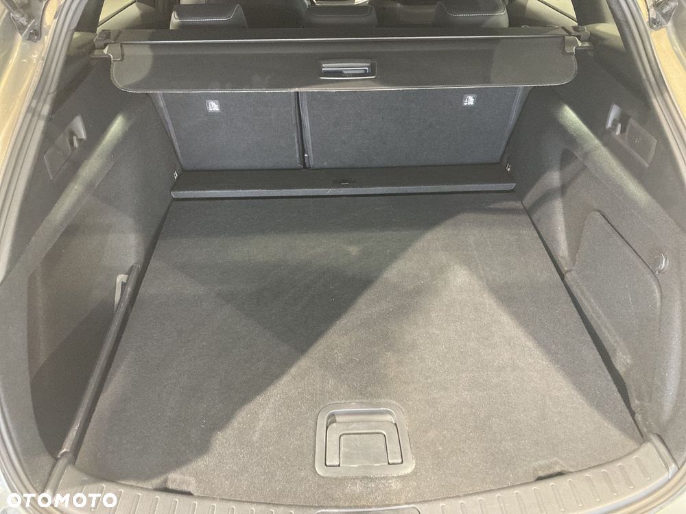 Toyota Corolla 2.0 Hybrid Comfort - 11