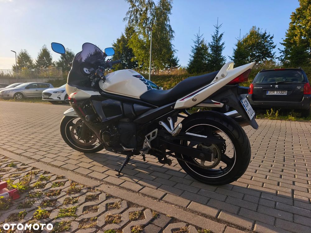 Suzuki GSX - 4