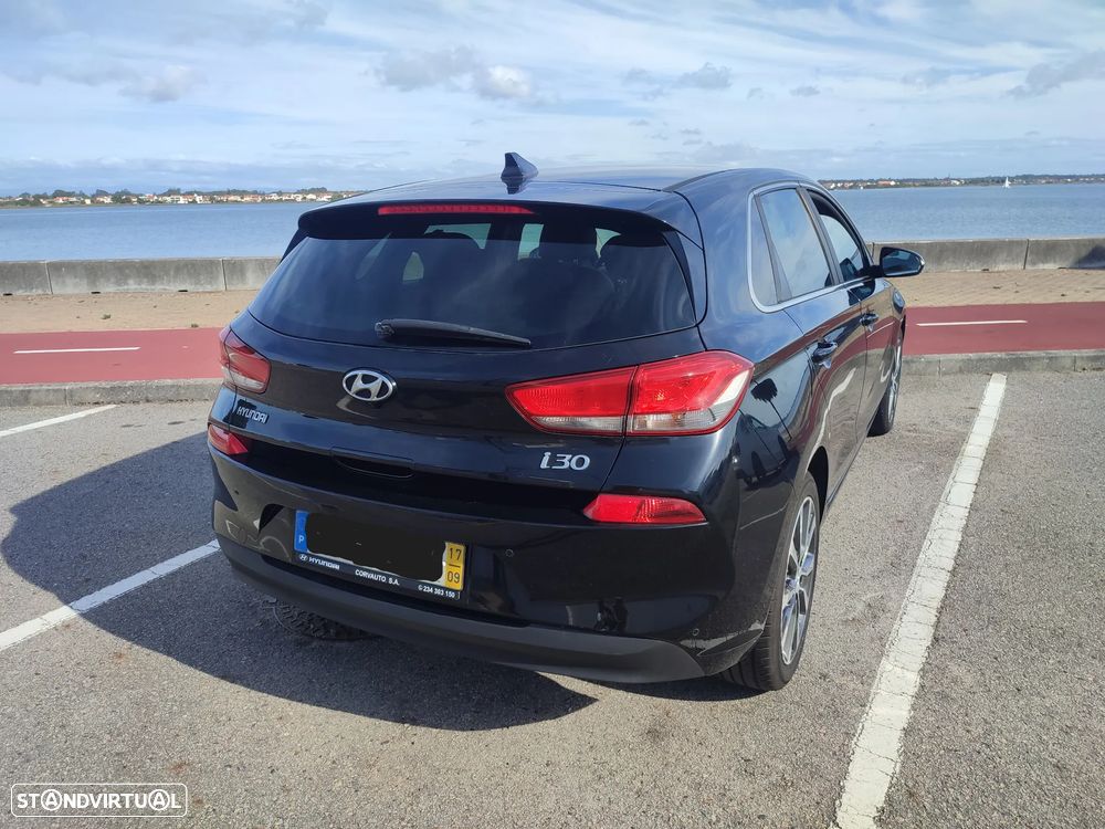 Hyundai i30 1.6 CRDI Comfort+Navi - 7