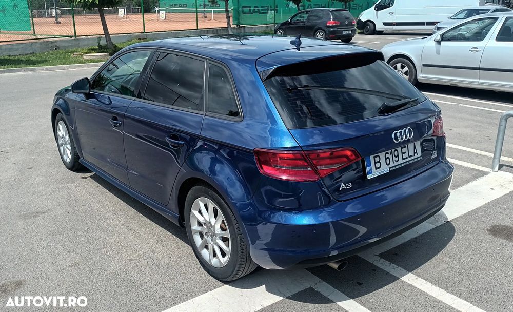 Audi A3 Sportback 1.6 TDI ultra Attraction - 6