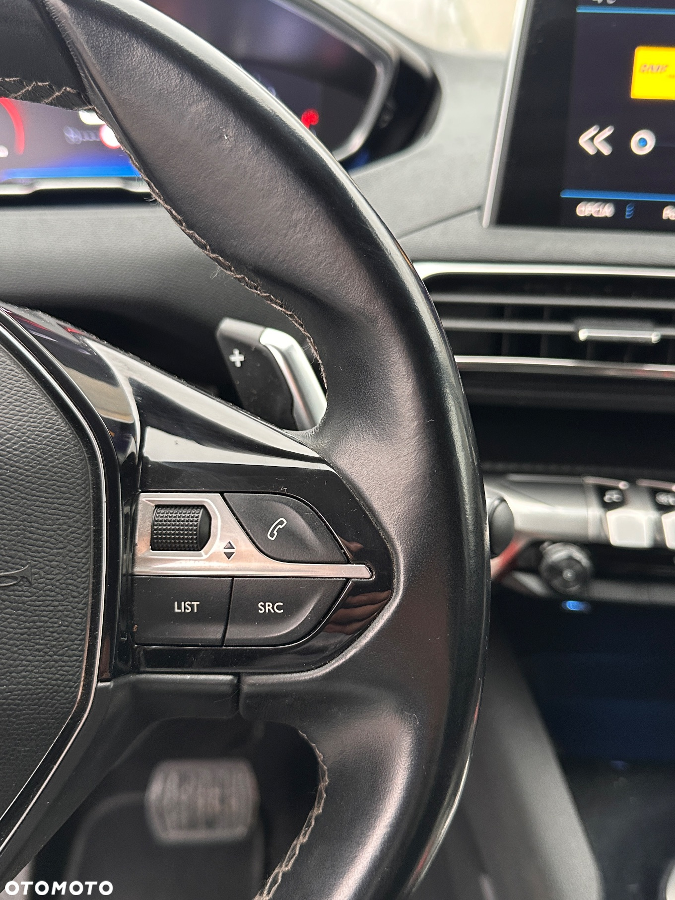 Peugeot 5008 1.5 BlueHDi Active Pack S&S EAT8 - 32