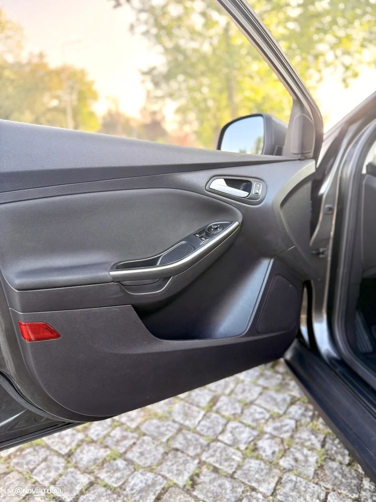 Ford Focus SW 1.5 TDCi Trend+ - 21