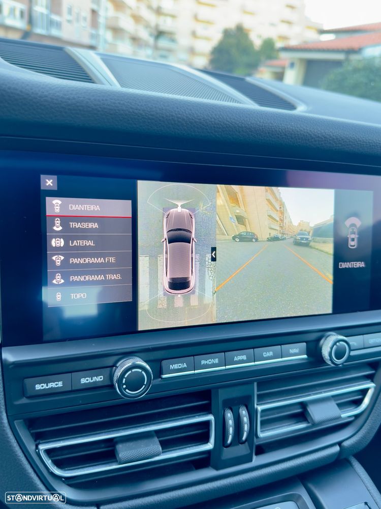 Porsche Macan - 25