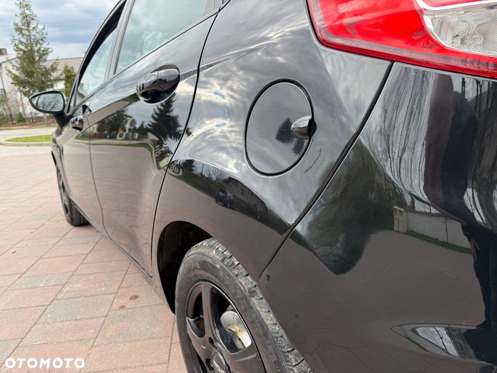 Ford Fiesta 1.6 TDCi Titanium - 20