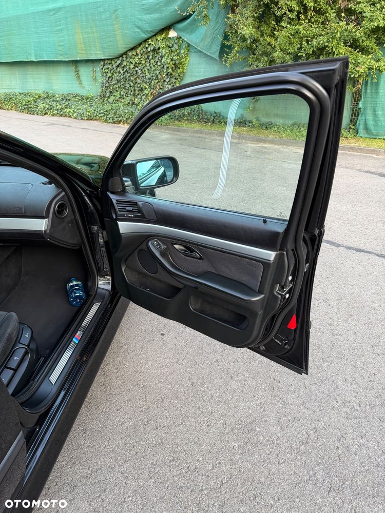 BMW Seria 5 - 22
