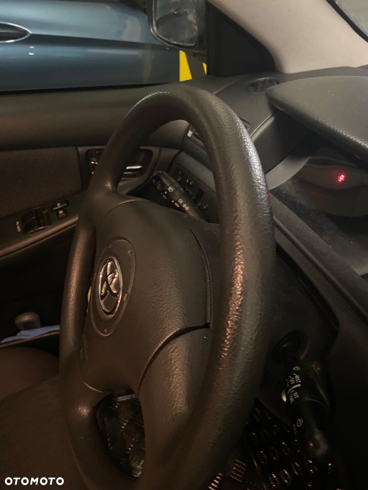 Toyota Corolla - 39