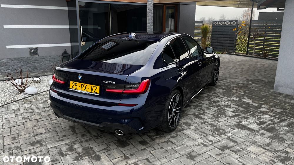 BMW Seria 3 330e PHEV sport - 5
