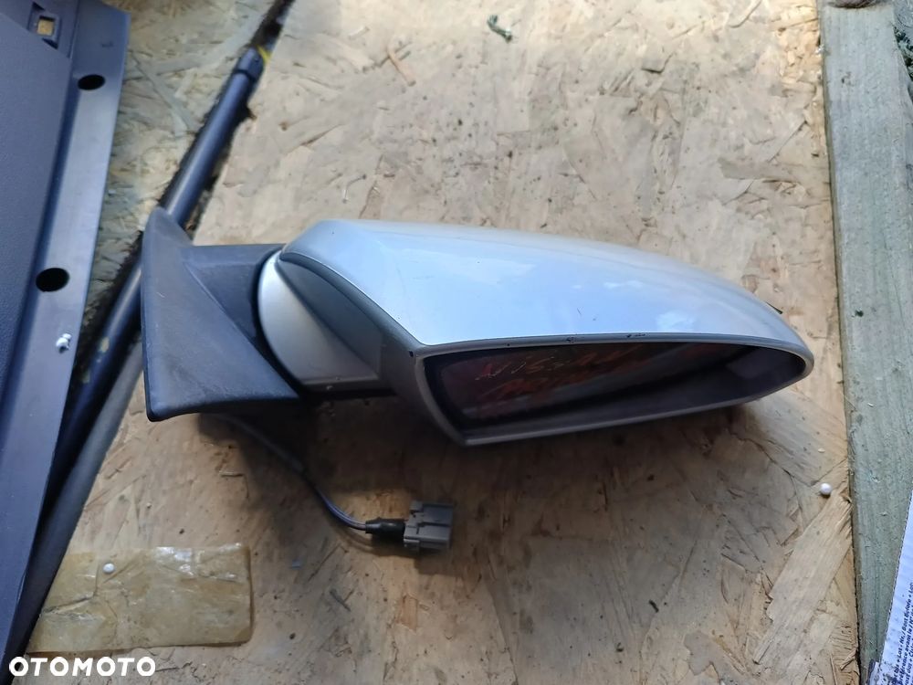 NISSAN PRIMERA P12 2004R LUSTERKO PRAWE 5 PIN EUROPA - 1