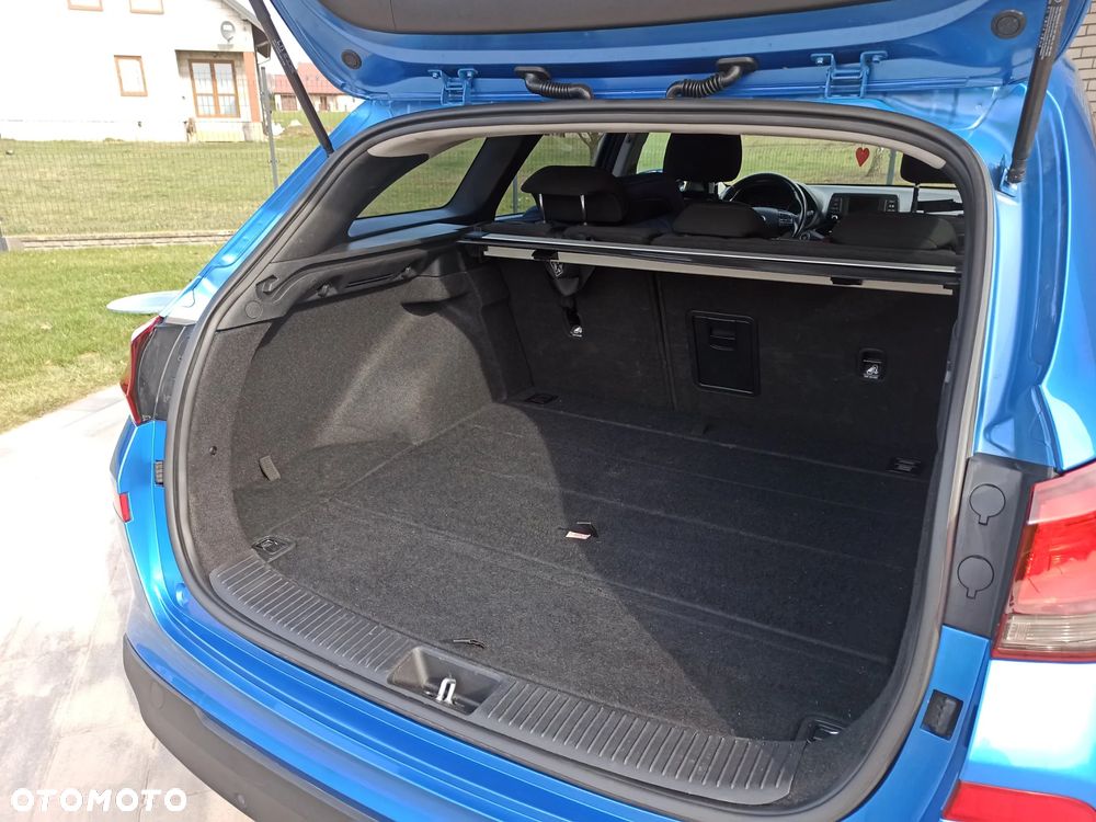 Hyundai i30 1.6 CRDi Premium - 10