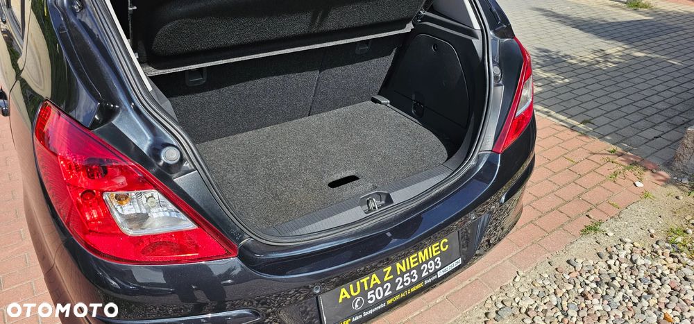 Opel Corsa 1.4 16V Active - 29
