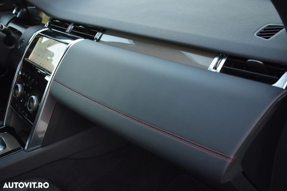 Land Rover Discovery Sport 2.0 D180 R-Dynamic MHEV HSE - 30