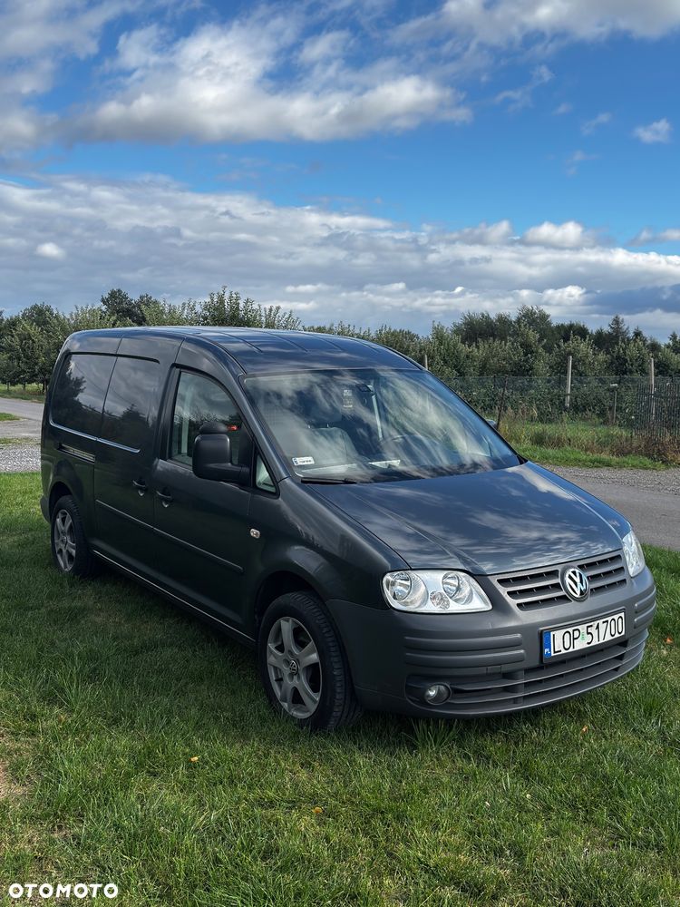 Volkswagen Caddy Maxi - 1