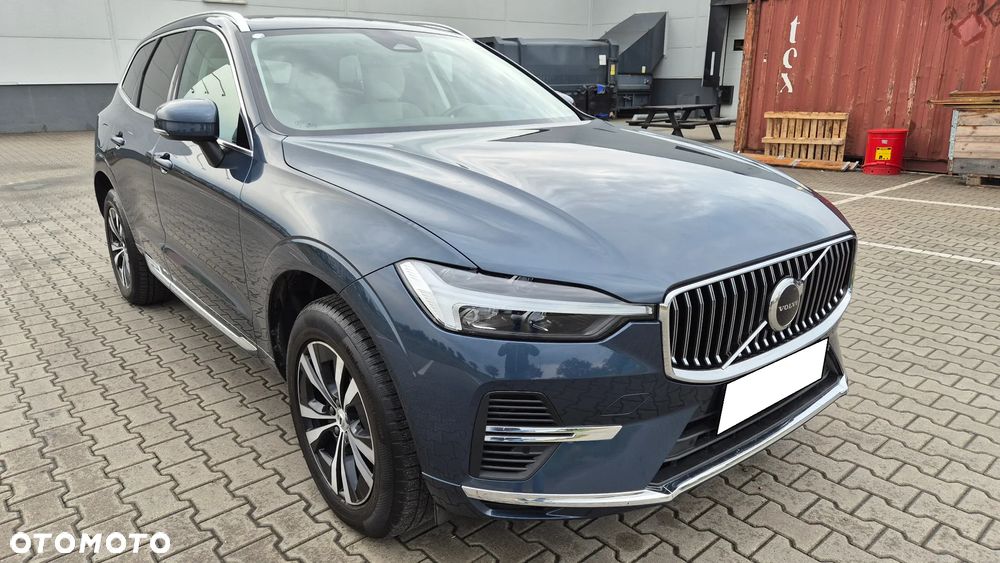 Volvo XC 60 T6 Plug-In Hybrid AWD Inscription Expression - 2