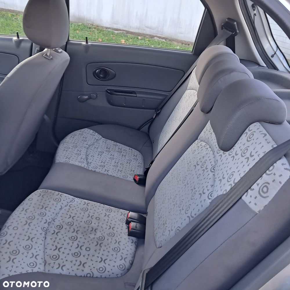 Chevrolet Spark - 17