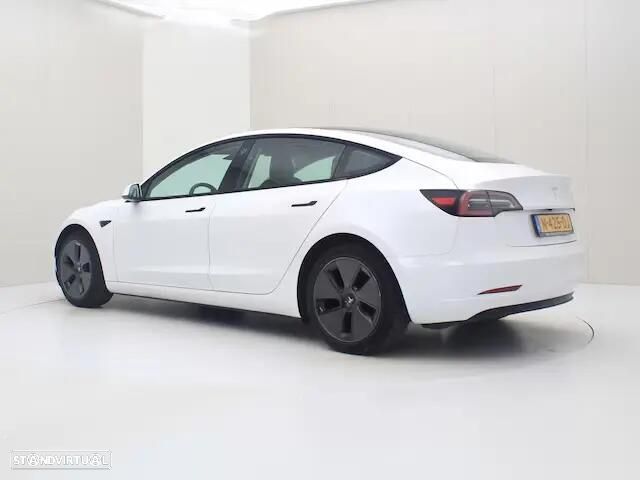 Tesla Model 3 Standard Range Plus RWD - 5