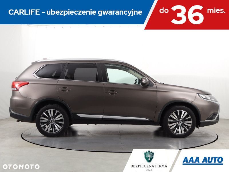Mitsubishi Outlander - 7