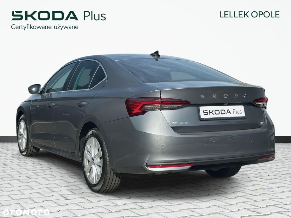 Skoda Octavia 1.5 TSI mHEV Selection DSG - 8