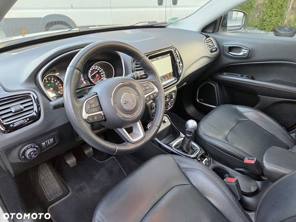 Jeep Compass 1.4 MultiAir Limited - 21