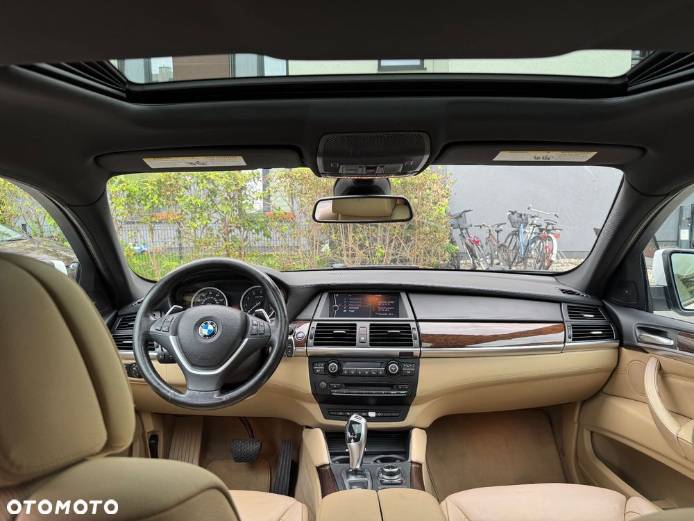 BMW X6 xDrive35i - 16