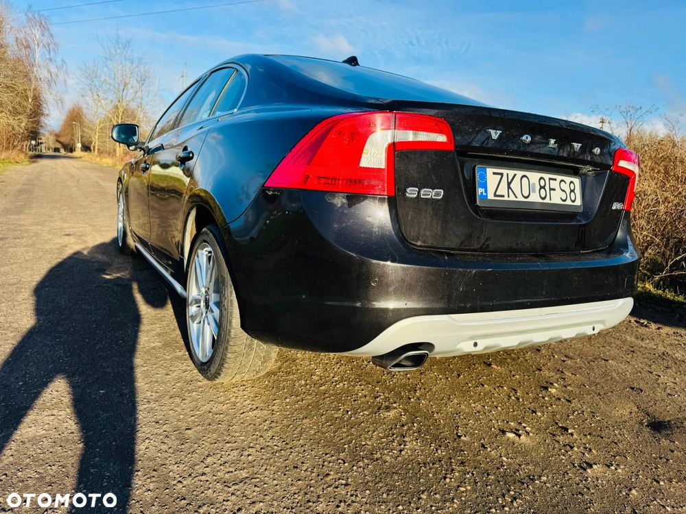 Volvo S60 D3 Geartronic Summum - 11