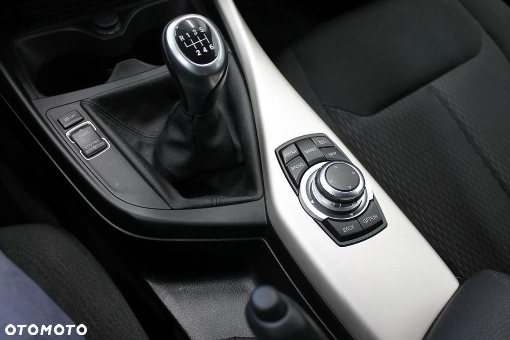 BMW Seria 1 116i Advantage - 31