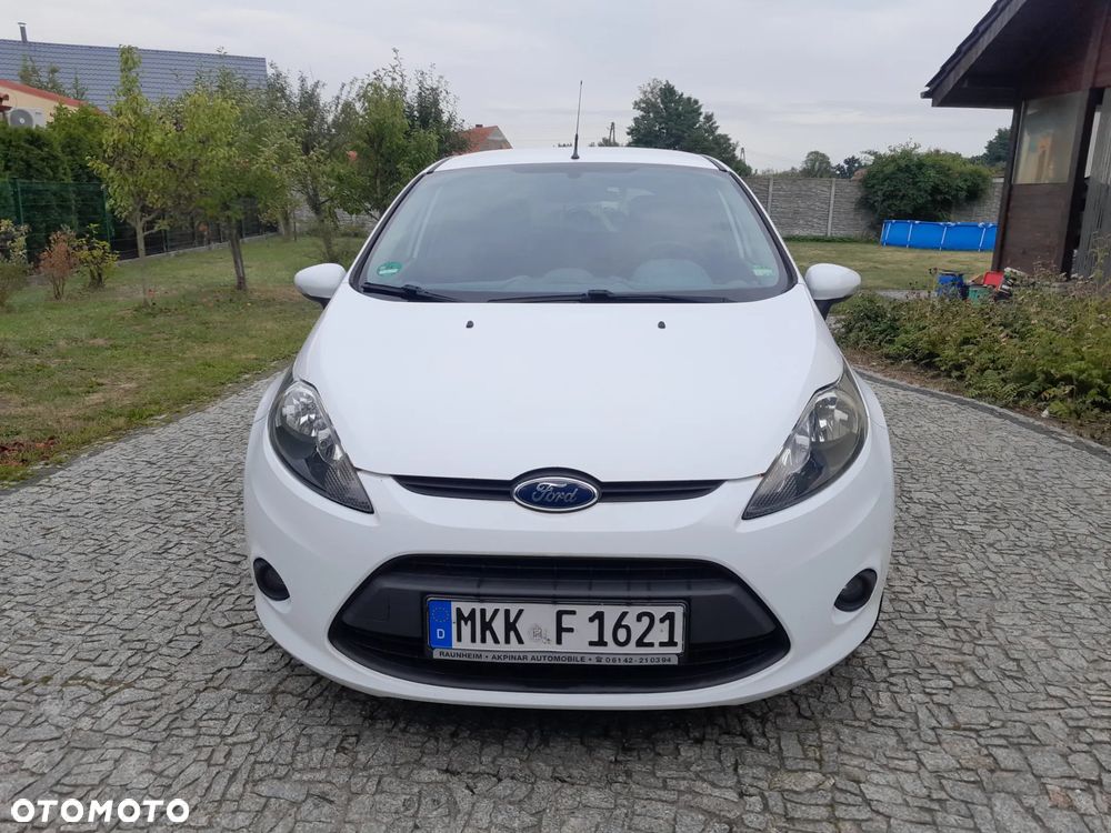 Ford Fiesta 1.25 Celebration - 3