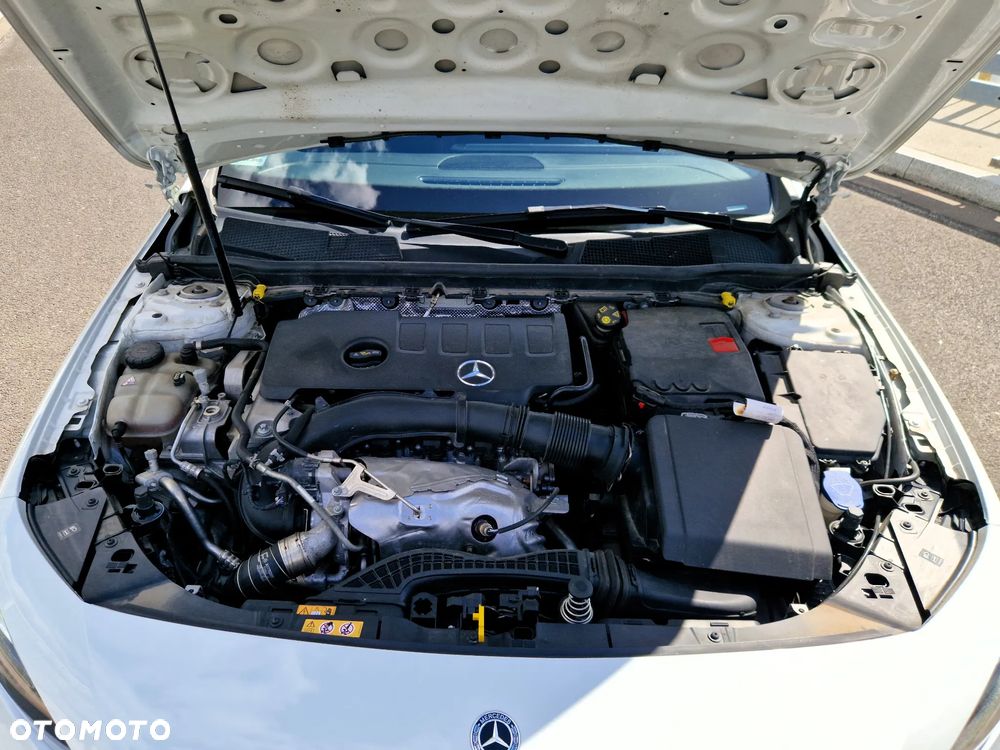 Mercedes-Benz Klasa A 250 AMG Line 7G-DCT - 25